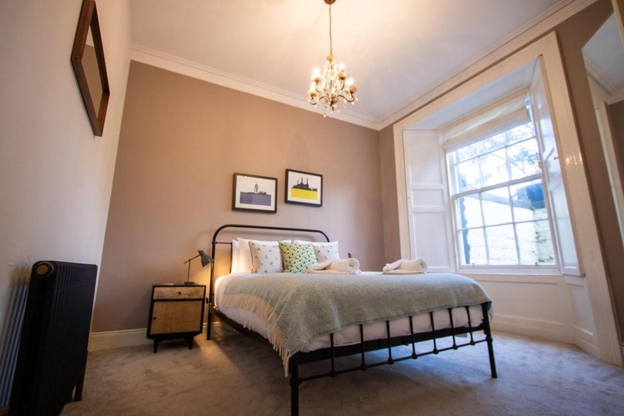 Beautifully Modernised New Town Home Эдинбург Экстерьер фото